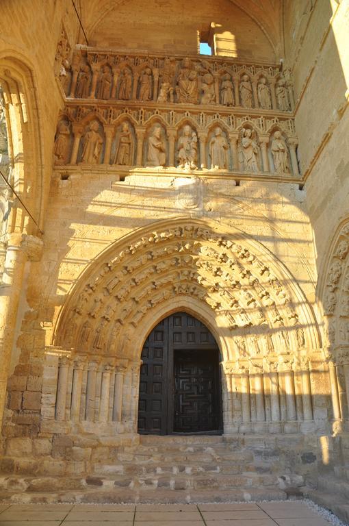 Las Cantigas Villalcázar de Sirga Dış mekan fotoğraf