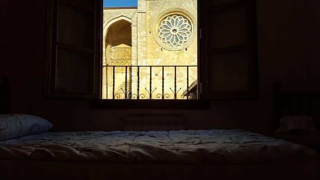 Las Cantigas Villalcázar de Sirga Dış mekan fotoğraf